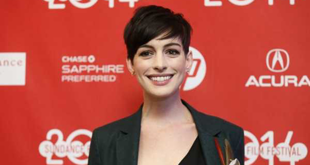 The Intern: De Niro será estagiário de Anne Hathaway